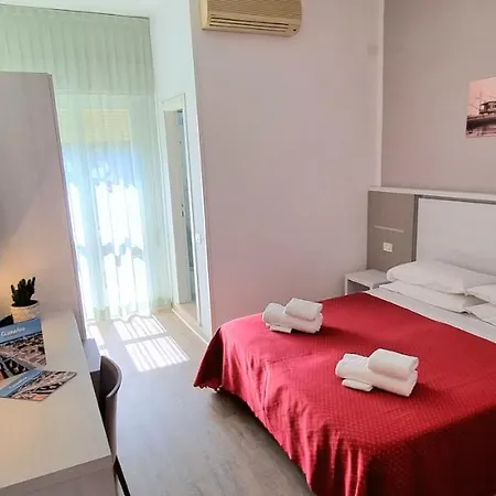 Hotel Camay 3*